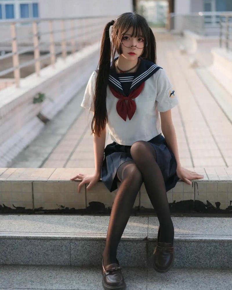 Hình ảnh cosplay học sinh 29