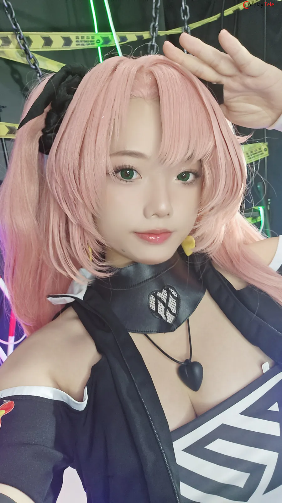 Messie Huang cosplay Nicole Demara 66