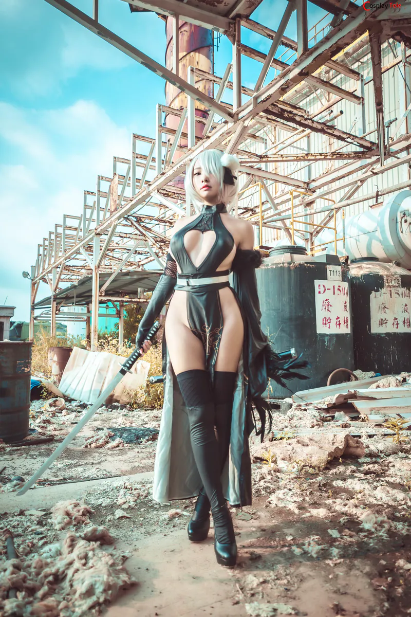 Momo cosplay 2B 9