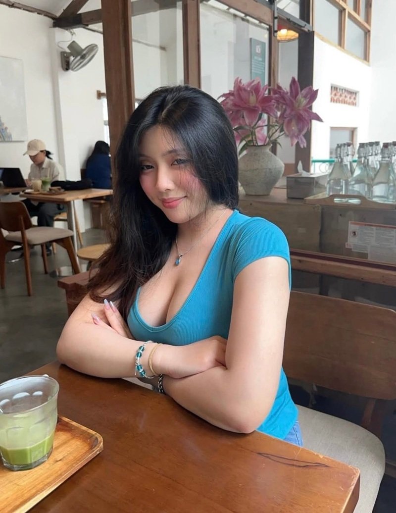 gái xinh bikini 3